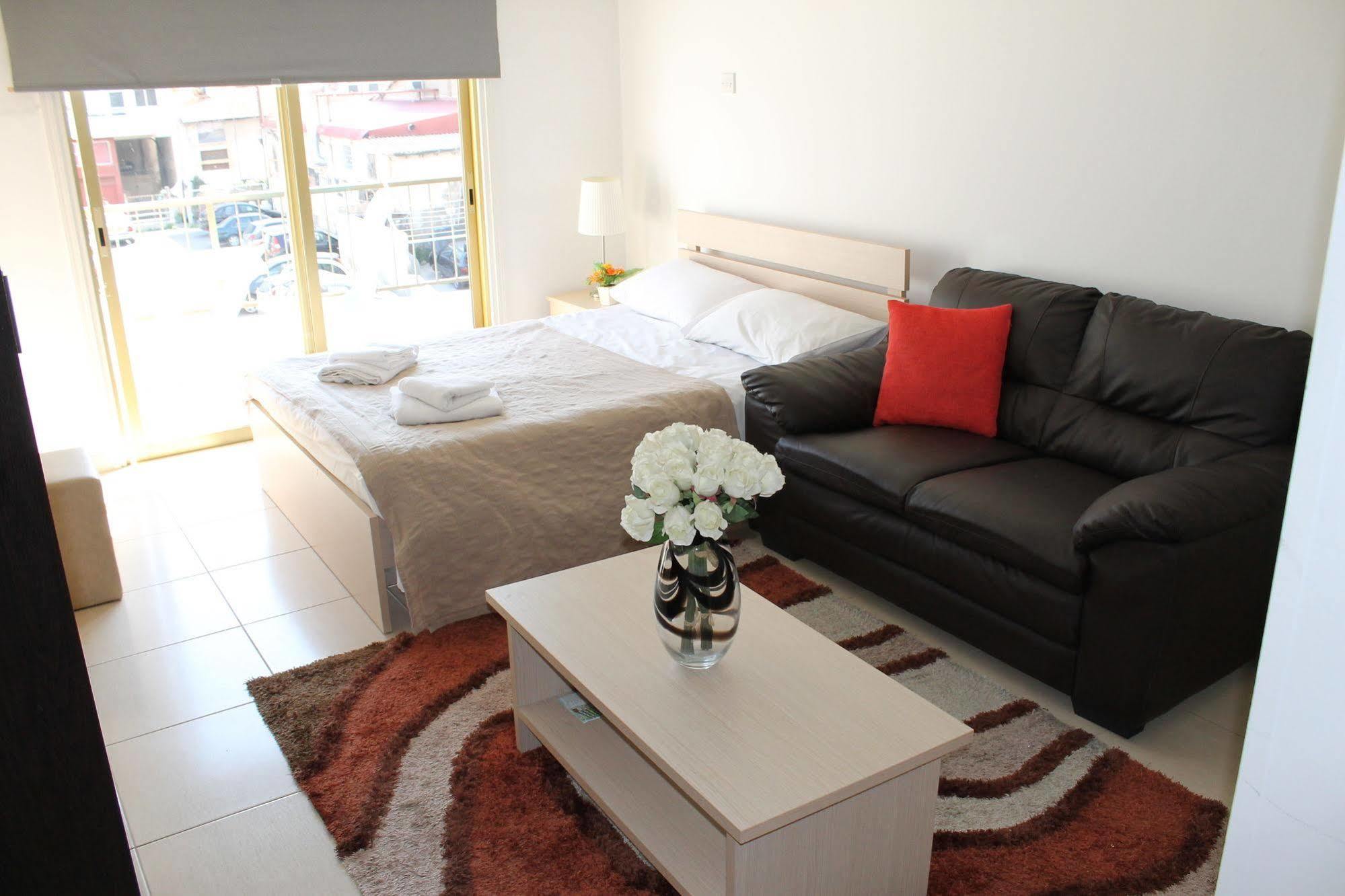 Tiffany City Apartments Larnaca Exterior foto