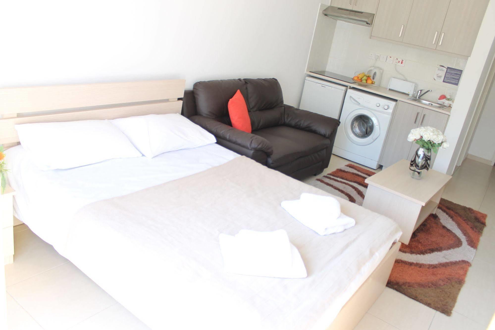 Tiffany City Apartments Larnaca Exterior foto